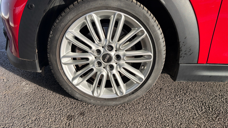 MINI Convertible 2.0 Cooper S Exclusive 2dr Auto [Comfort/Nav Pack] Petrol Convertible